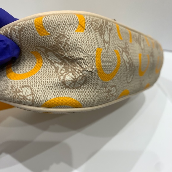 Celine Yellow Beige Carriage Shoulder Bag sku#85546(Gently used,outside peeling) - Picture 11 of 15